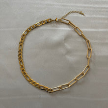 Load image into Gallery viewer, Colette Gold Necklace