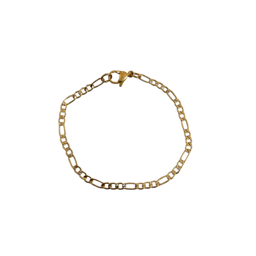 Gold Dainty Figaro Bracelet