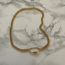 Load image into Gallery viewer, Gold Clasp Ivy Curb Necklace
