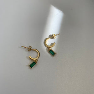 Emerald Sansa Gold Earrings