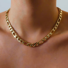 Load image into Gallery viewer, cara gold figaro necklace