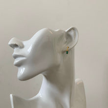 Load image into Gallery viewer, Emerald Sansa Gold Earrings