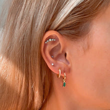 Load image into Gallery viewer, Emerald Sansa Gold Earrings