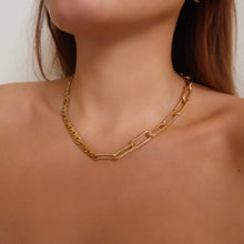 Load image into Gallery viewer, Colette Gold Necklace