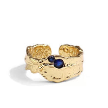 Load image into Gallery viewer, Gold Sapphire Ring